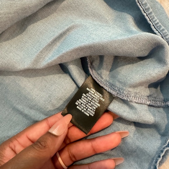 Mossimo XS Chambray Off The Shoulder Top - Picture 3 of 4